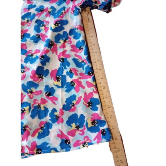 Shein Woman's Size Small Floral Blouse - Picture 4 of 5